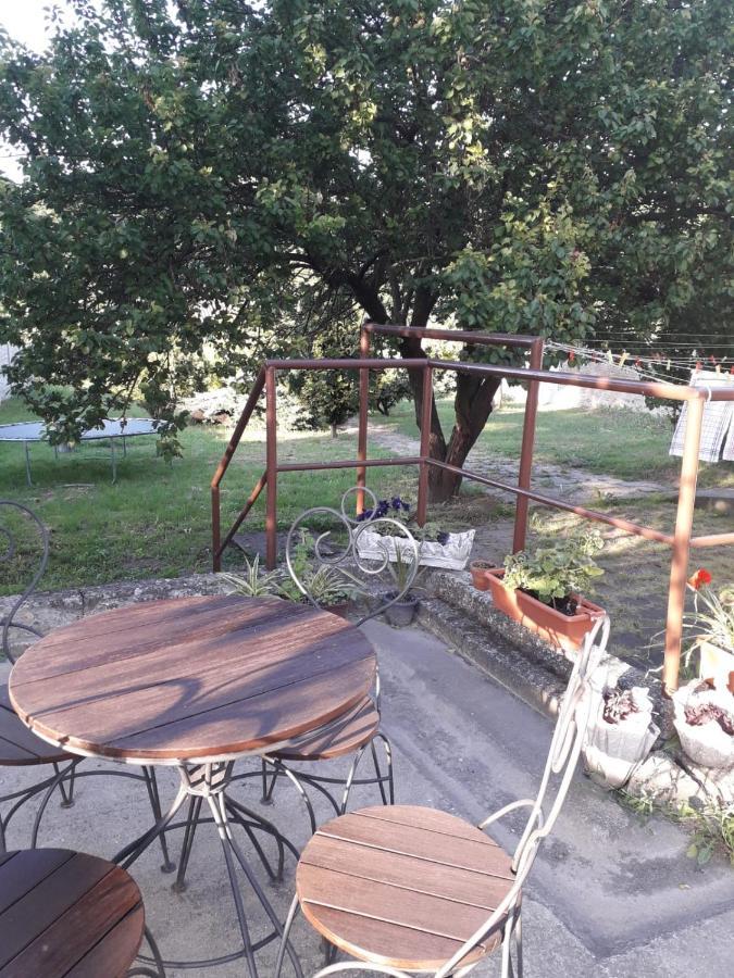 Penzion Na Rozcestí Bulhary Exterior foto
